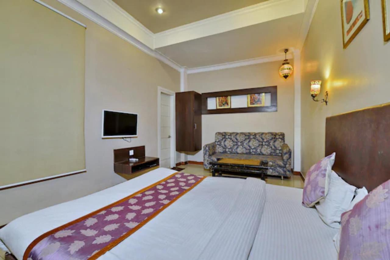 Hotel Dev Villas Jaipur Exteriör bild