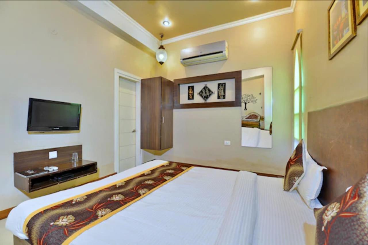 Hotel Dev Villas Jaipur Exteriör bild